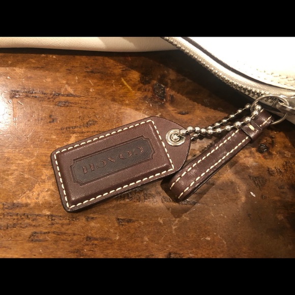 Coach purse - Picture 6 of 8